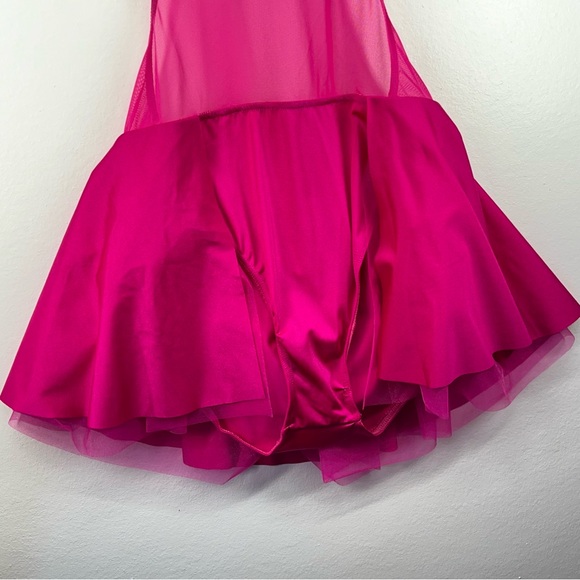 Weissman Hot Pink Feathered Shoulders Dance Leotard with mesh stomach NEW - Picture 10 of 10